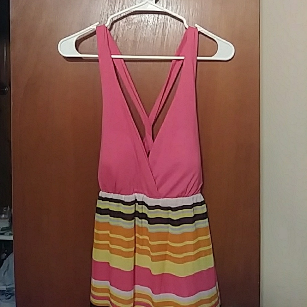 Cute spring/summer dress.